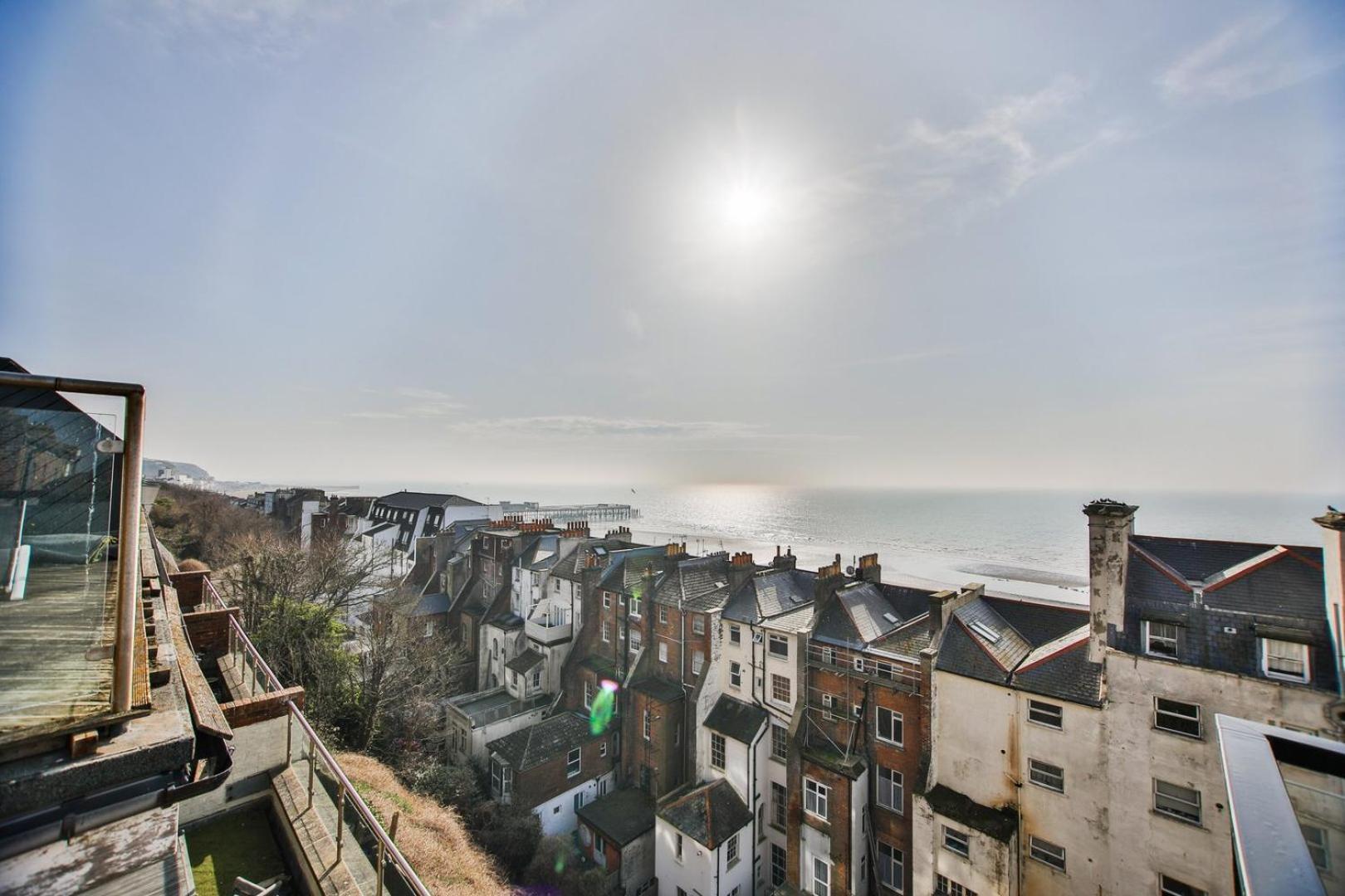 Ferienwohnung The Sunrise Penthouse Hastings Exterior foto