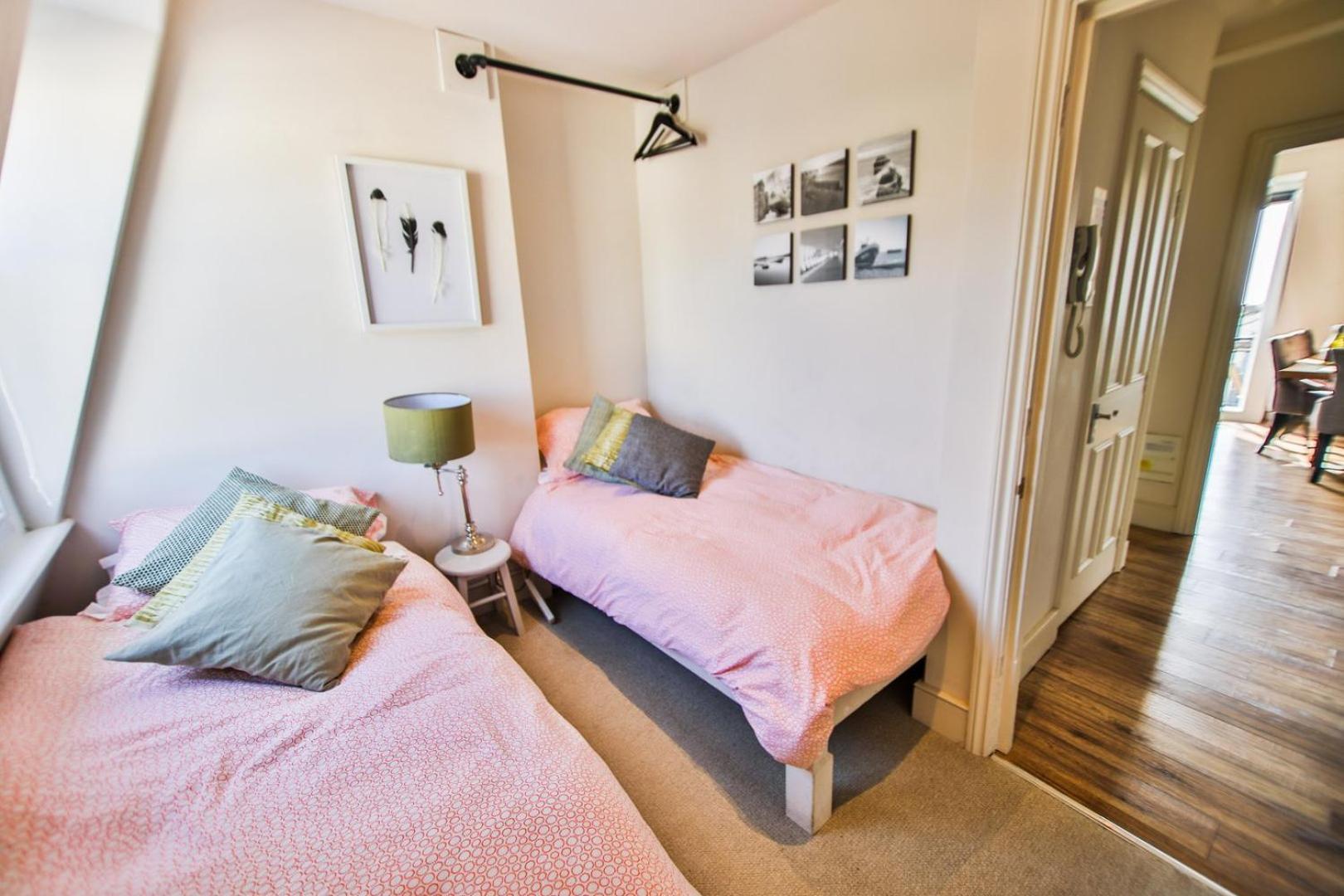 Ferienwohnung The Sunrise Penthouse Hastings Exterior foto
